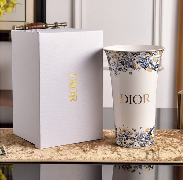 Dior Vase white and blue